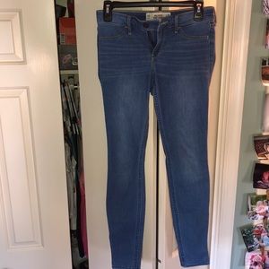 hollister jeans